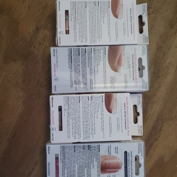 Nails - Picture 9 of 9